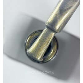 SAGA. Cat's Eye Gel Polish "Silk Cat", #05, 10 ml. Гель-лак "Котяче око" з перламутром #2