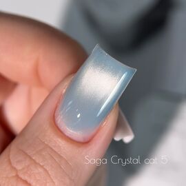 SAGA. Cat's Eye Gel Polish "Crystal Cat", #05, 10 ml. Гель-лак кришталеве "Котяче око" #2