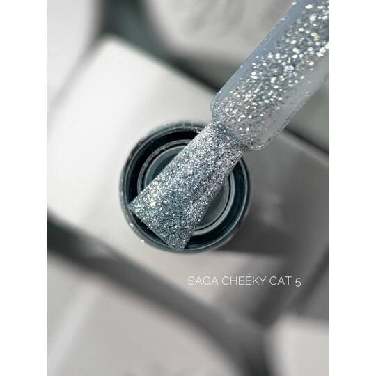 SAGA. Cat's Eye Gel Polish "Cheeky Cat", #05, 10 ml. Гель-лак "Котяче око"