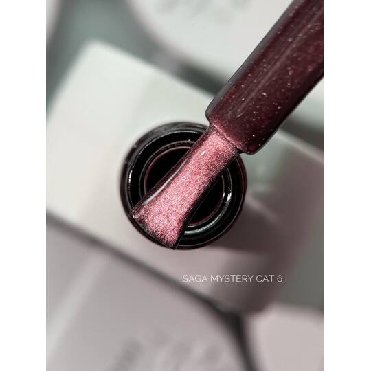 SAGA. Cat's Eye Gel Polish "Mystery Cat", #06, 10 ml. Гель-лак "Котяче око"