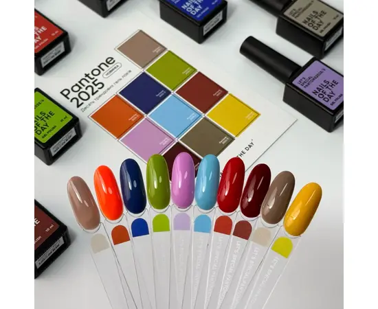NOTD. "Let's Special" Gel Polish, Pantone 2025/8, 10 ml, глибокий винний червоний гель-лак #3