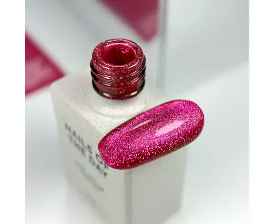 NOTD. Gel Polish "Color of the month, June 2025", Cherry Kiss, 10 ml, гель-лак "Колір місяця, Червень 2025" #4