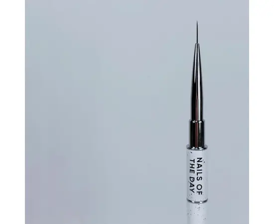 NOTN. Professional Brush 2-in-1: Liner + Oval, 11 mm, двосторонній професійний пензлик для тонких промальовок та викладки гелю #4