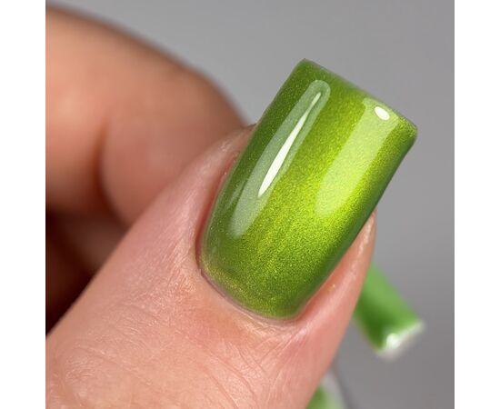 SAGA. Cat's Eye Gel Polish "Smoothie Cat", #05, 10 ml. Гель-лак "Котяче око" хамелеон #3