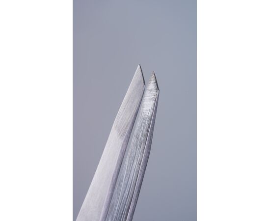ZOLA. Eyebrow Tweezer "Premium Series". Silver. Пінцет професійний для брів, срібний #4