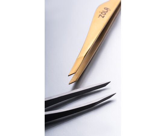 ZOLA. Eyebrow Tweezer "Premium Series". Gold. Пінцет професійний для брів, золотий #5