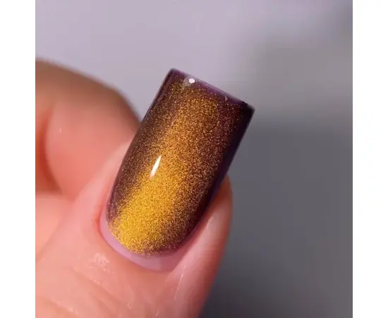 SAGA. Cat's Eye Gel Polish "Space Cat", #05, 10 ml. Гель-лак "Котяче око" #3