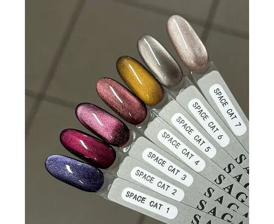 SAGA. Cat's Eye Gel Polish "Space Cat", #05, 10 ml. Гель-лак "Котяче око" #4