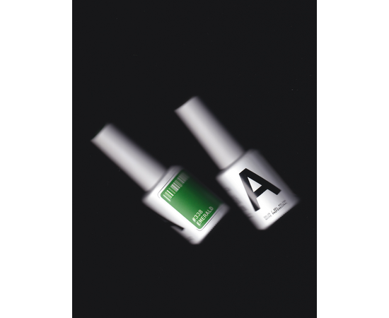 ADORE. Gel Polish, #338, Emerald, 12 ml. Гель-лак, насичений зелений #3
