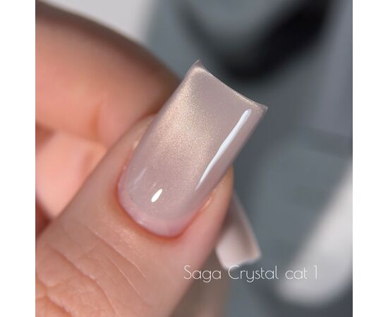 SAGA. Cat's Eye Gel Polish "Crystal Cat", #01, 10 ml. Гель-лак кришталеве "Котяче око" #2