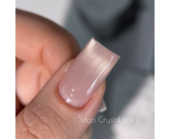 SAGA. Cat's Eye Gel Polish "Crystal Cat", #02, 10 ml. Гель-лак кришталеве "Котяче око" #2