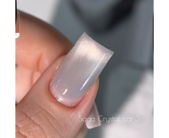 SAGA. Cat's Eye Gel Polish "Crystal Cat", #03, 10 ml. Гель-лак кришталеве "Котяче око" #2