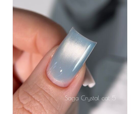 SAGA. Cat's Eye Gel Polish "Crystal Cat", #05, 10 ml. Гель-лак кришталеве "Котяче око" #2