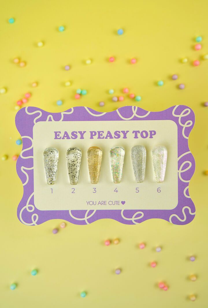 You Are Cute. Easy Peasy Top Coat, #3, 5 ml, przezroczysty top ze złotą folią #6