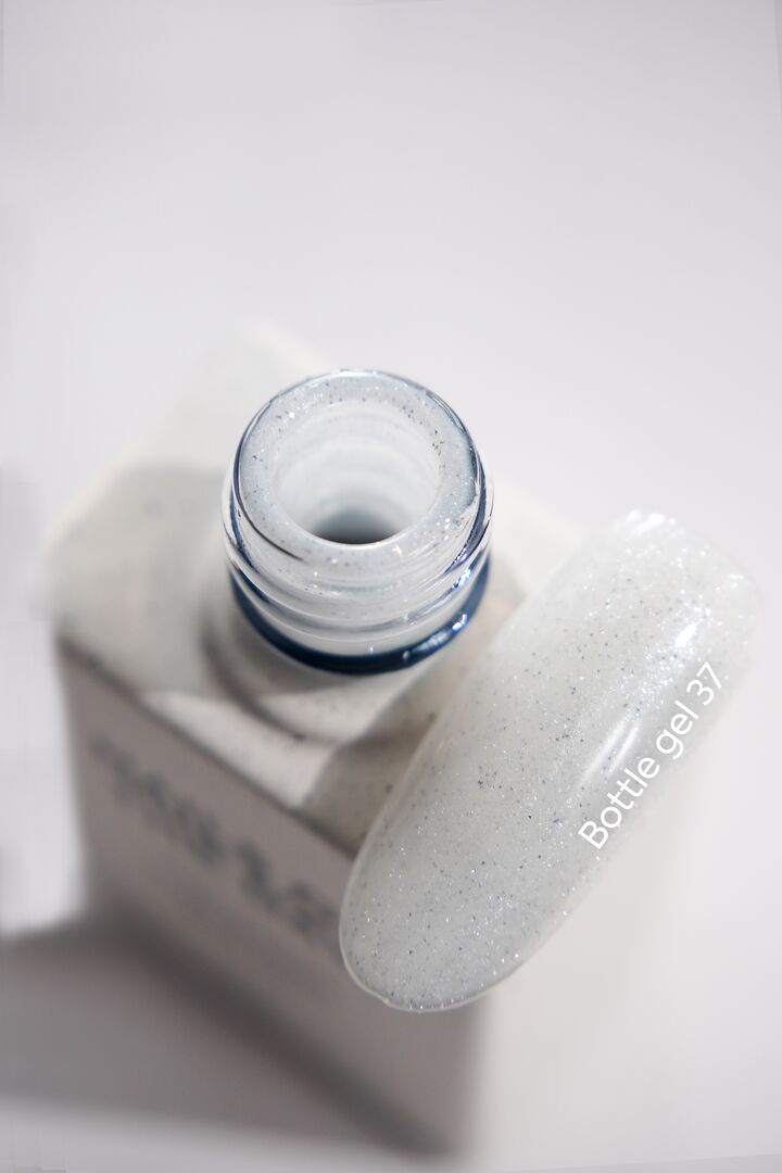 NOTD. Gel Bottle Gel №37, 10 ml, gel extra fuerte #2