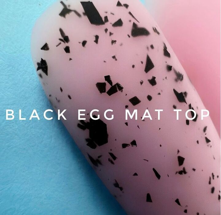 LUNAmoon. Blackegg Top Coat, 13 ml, матовий топ без липкого шару з чорними пластівцями #3