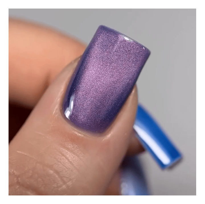 SAGA. Cat's Eye Gel Polish "Smoothie Cat", #03, 10 ml. Гель-лак "Котяче око" хамелеон #3