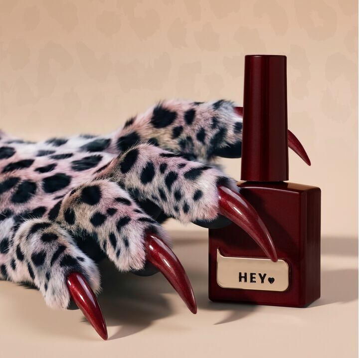 HEYLOVE. Cat's Eye Gel Polish, Somali, 15 ml, гель-лак "Котяче око", класичний червоний #3
