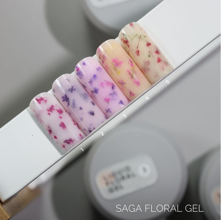 SAGA. Liquid Floral Gel, 15 ml, #05. Рідкий гель для укріплення та нарощування з сухоцвітами #4