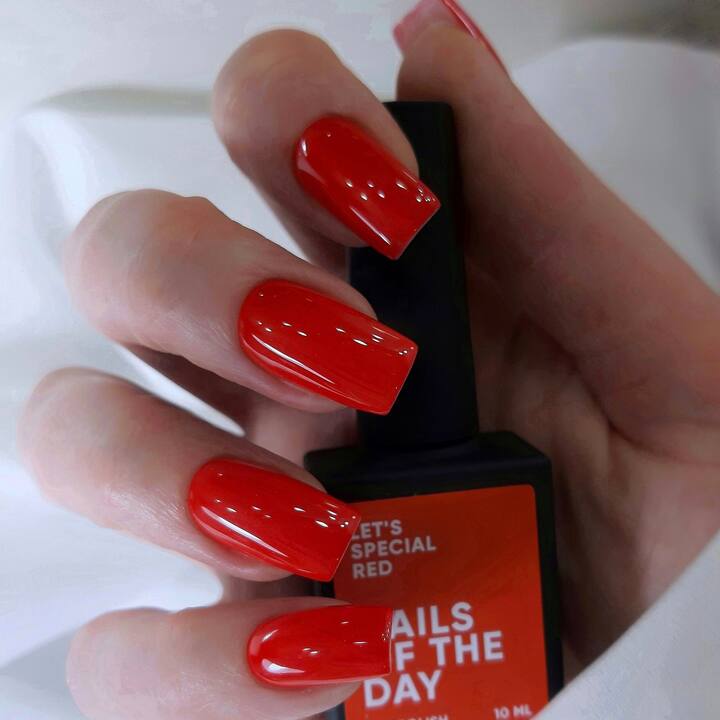 NOTD. "Let's Special" Gel Polish, Red, #125, 10 ml, червоний гель-лак #3