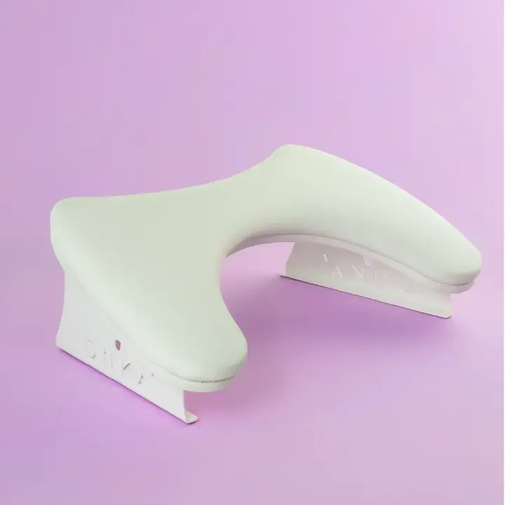 DNKa'. Anatomical Armrest for Manicure. Підлокітник для манікюру, білий #1
