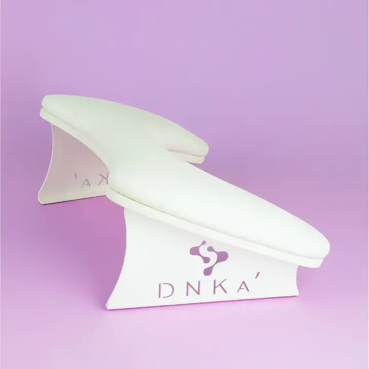 DNKa'. Anatomical Armrest for Manicure. Підлокітник для манікюру, білий #2