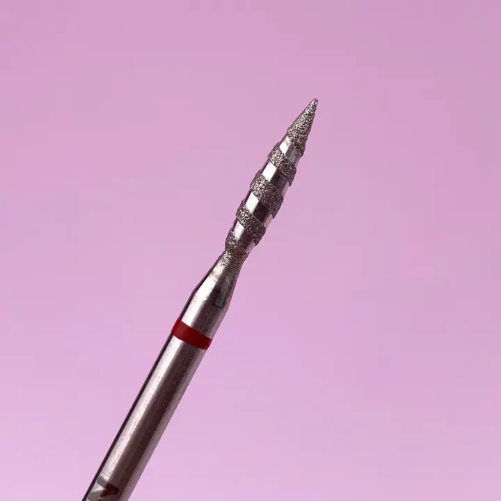 LUNAmoon. Diamond nail bit, flame, red, Diamantfräser "Scharfe Flamme", rot, Ø 2.1 mm, Торнадо #2