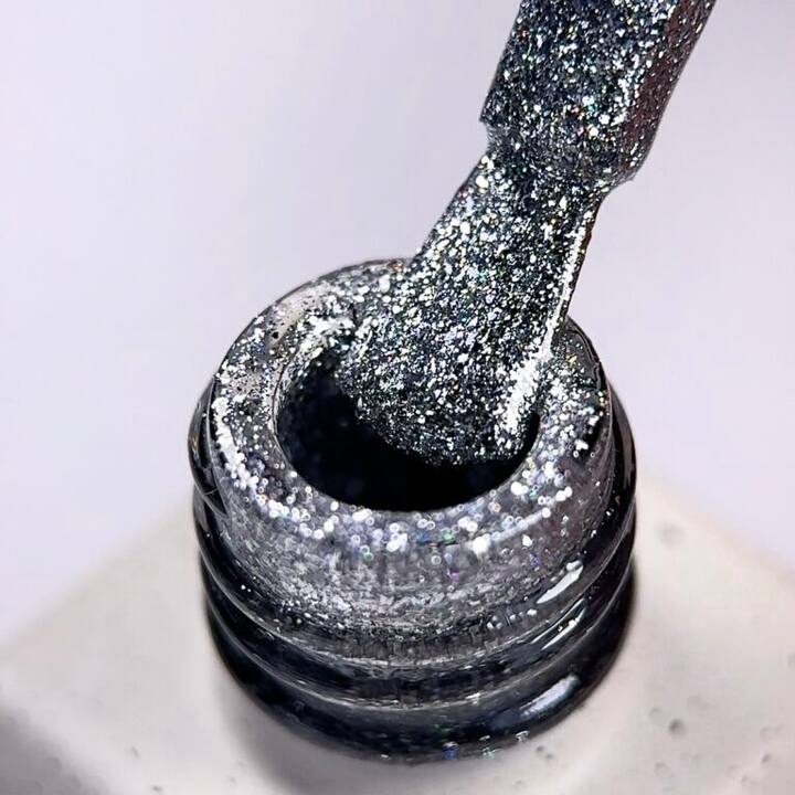 NOTD. "Color of the month, December 2025" Gel Polish, SUPERHUMANS, 6 ml. Гель-лак "Колір місяця, Грудень 2025" #2