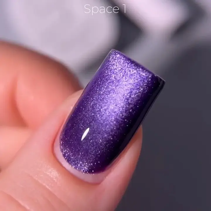 SAGA. Cat's Eye Gel Polish "Space Cat", #01, 10 ml. Гель-лак "Котяче око" #3