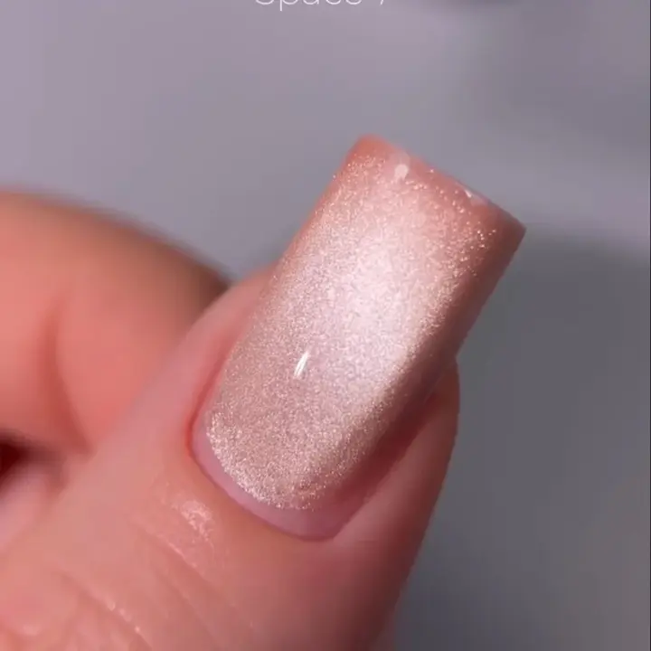 SAGA. Cat's Eye Gel Polish "Space Cat", #07, 10 ml. Гель-лак "Котяче око" #3