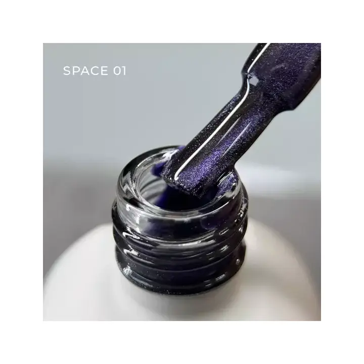SAGA. Cat's Eye Gel Polish "Space Cat", #01, 10 ml. Гель-лак "Котяче око" #2