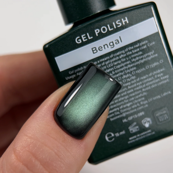 HEYLOVE. Cat's Eye Gel Polish, Bengal, 15 ml, гель-лак "Котяче око", насичений темно-зелений #4