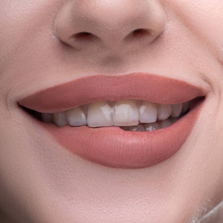 ZOLA. Lip Pencil, #103, Cocoa. Гелевий олівець для губ, теплий коричнево-нюдовий #7