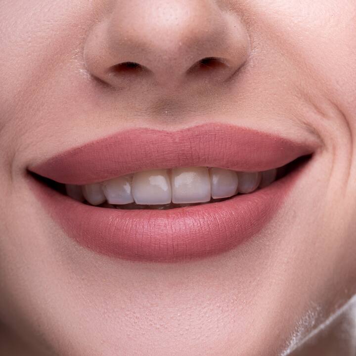 ZOLA. Lip Pencil, #105, Vintage Pink. Гелевий олівець для губ, насичений рожевий #7