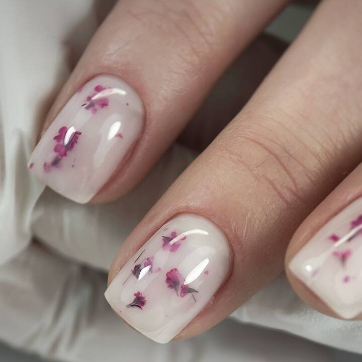 SAGA. Liquid Floral Gel, 15 ml, #01. Рідкий гель для укріплення та нарощування з сухоцвітами #2
