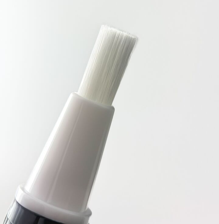 TOUCH. Cuticle Oil Pen, Strawberry Cream, 2.8 ml,  Олійка-олівець для кутикули з ароматом полуниці з вершками #2