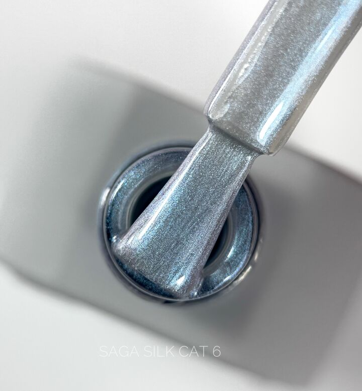 SAGA. Cat's Eye Gel Polish "Silk Cat", #06, 10 ml. Гель-лак "Котяче око" з перламутром #2