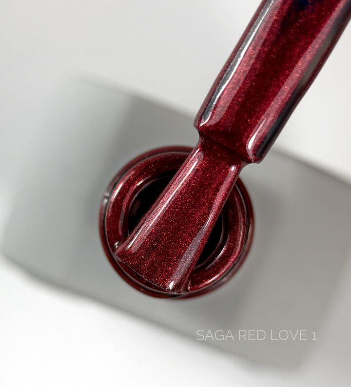SAGA. Gel Polish "Love Red", #01, 10 ml. Гель-лак з шимером #2