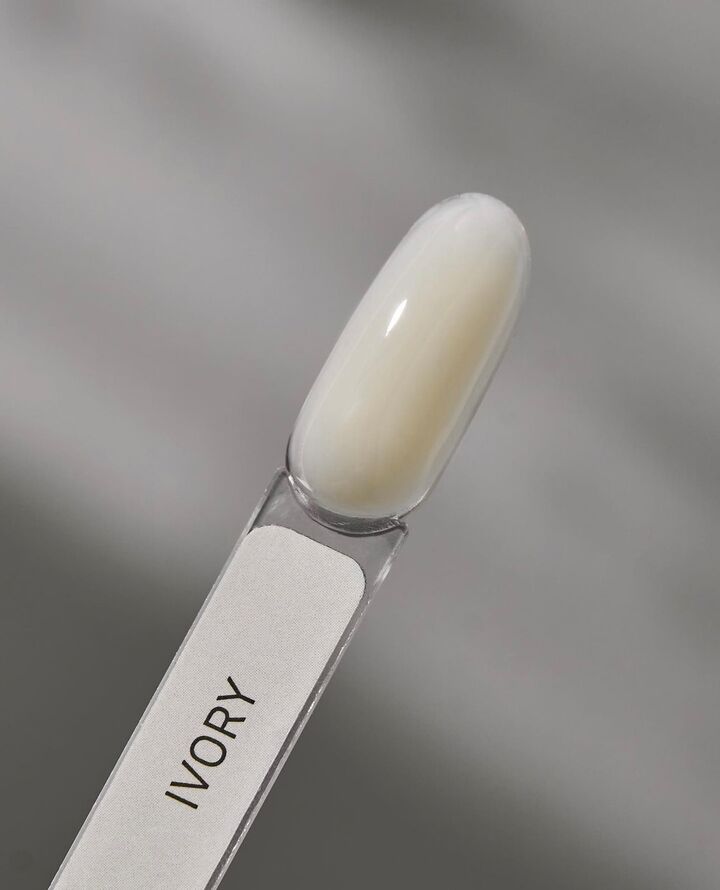 HEYLOVE. Tint base, IVORY, 15 ml, getönte Base #4