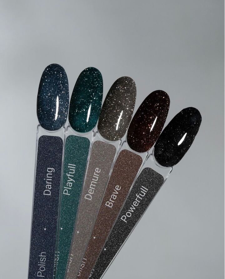HEYLOVE. Reflective Gel Polish, POWERFUL, 15 ml, гель-лак, чорний зі срібними світловідбиваючими частинками #6