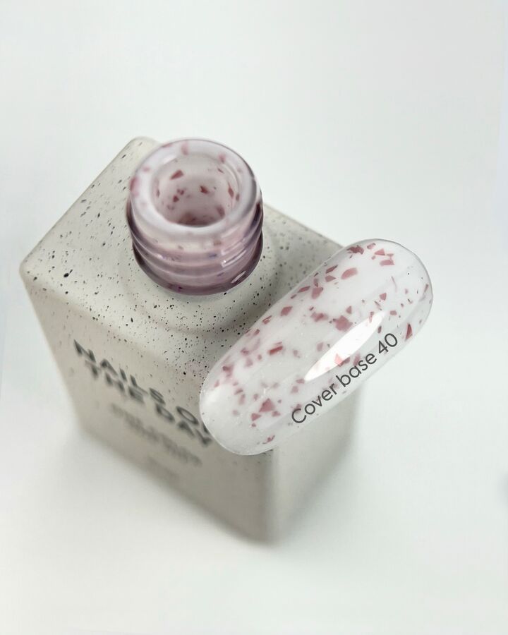 NOTD. Cover Base Potal, NEW Formula #40, 10 ml, base latte intenso con foil rosa #2