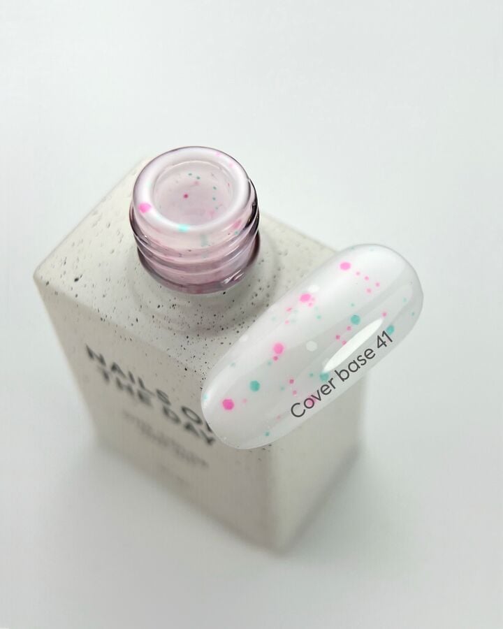 NOTD. Cover Base Confetti , NEW Formula #41, 10 ml, satte milchige Base mit Konfetti #2