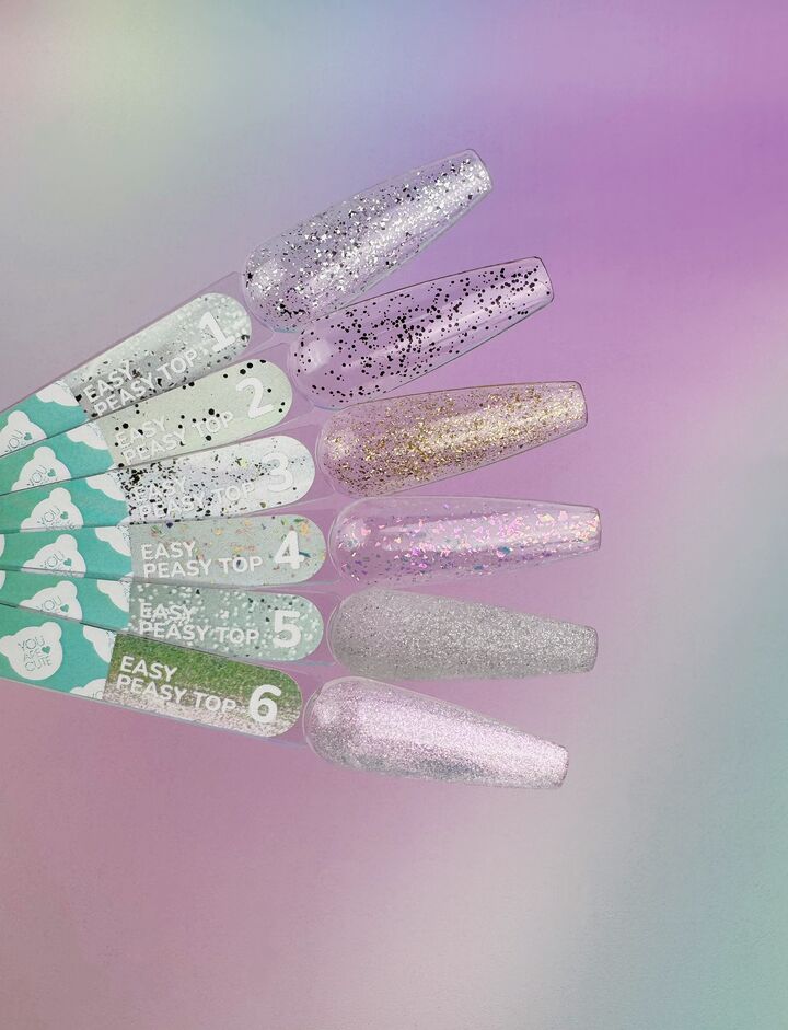 You Are Cute. Easy Peasy Top Coat, #3, 5 ml, przezroczysty top ze złotą folią #4