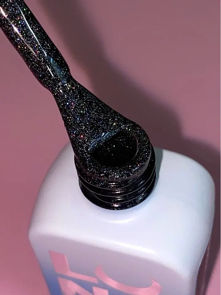 LUNAmoon. Reflection Gel Polish #227, 8 ml, reflektierender Gel-Nagellack #4