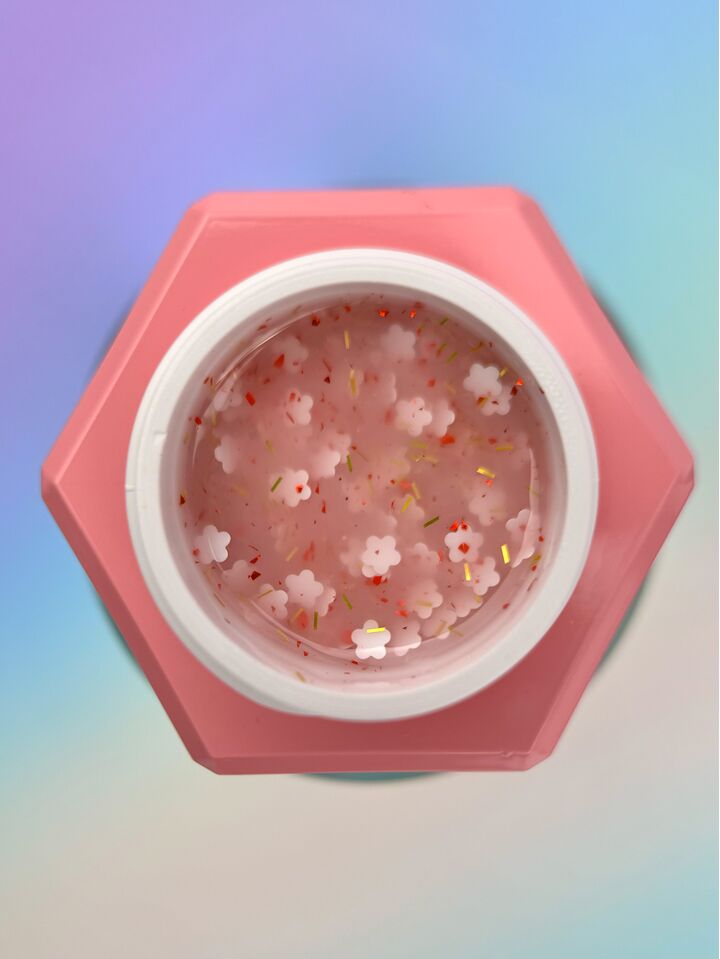 You Are Cute. Builder Gel #21, 15 ml, гель для нарощування з білими квіточками та кольоровими частинками #2