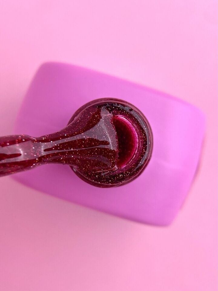 LUNAmoon. Light Acrygel #57 Red with shimmer, 13 ml, gel líquido reflectante para fortalecimiento, rojo con destellos #2