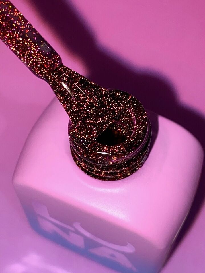 LUNAmoon. Light Acrygel #59 Burgundy with shimmer, 13 ml, gel líquido reflectante para fortalecimiento, burdeos con shimmer #3