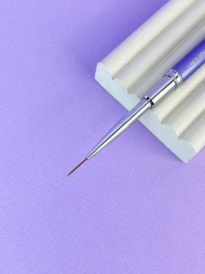 DNKa’ Liner Brush #0002, 11 mm, Pincel para francés #2