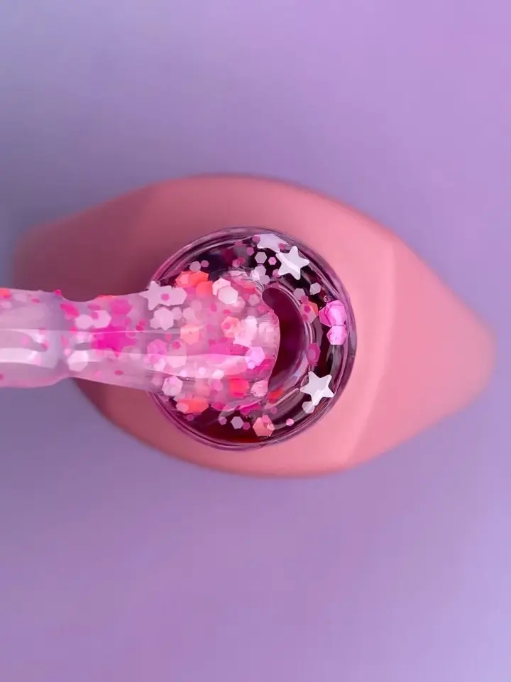 You Are Cute. Cover Base, #23, 5 ml. Base camuffante con figurine colorate #2
