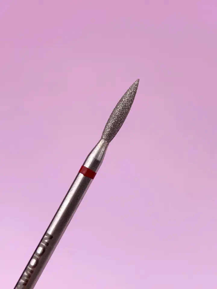 LUNAmoon. Diamond nail bit, flame, red, Fresa diamante "Llama afilada", roja, Ø 2 mm #2